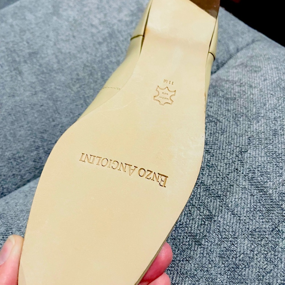 New with box cream dress shoes